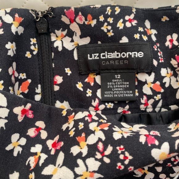 Liz Claiborne - Career Floral Skirt - Picture 2 of 2